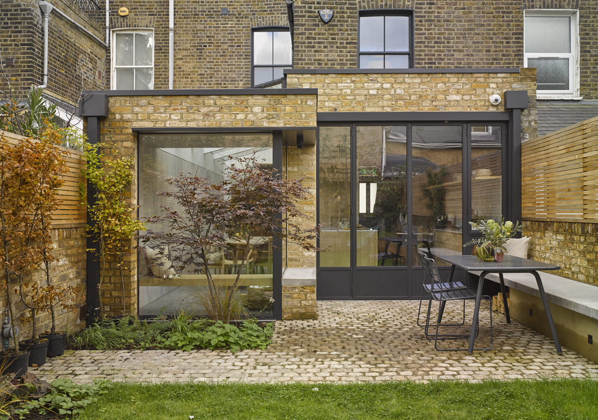 evoke projects victorian period property with modern extension