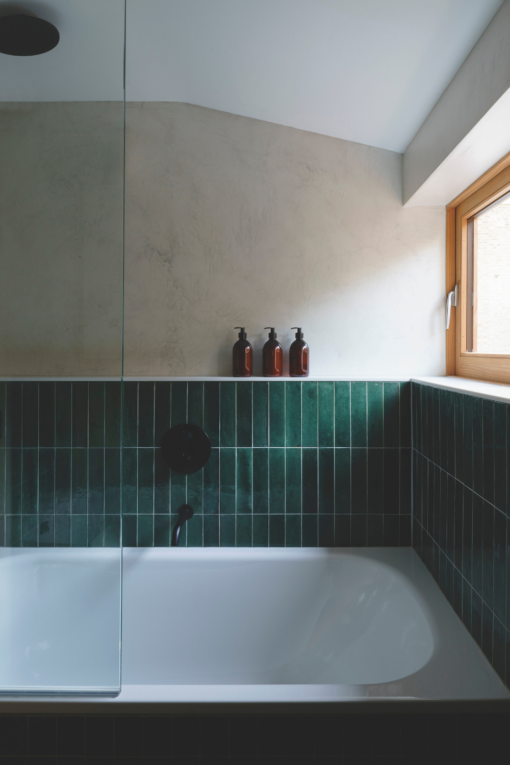 Evoke Projects Ltd_Green Tile_Micro Cement_Bathroom_Emil Eve_Waghorn